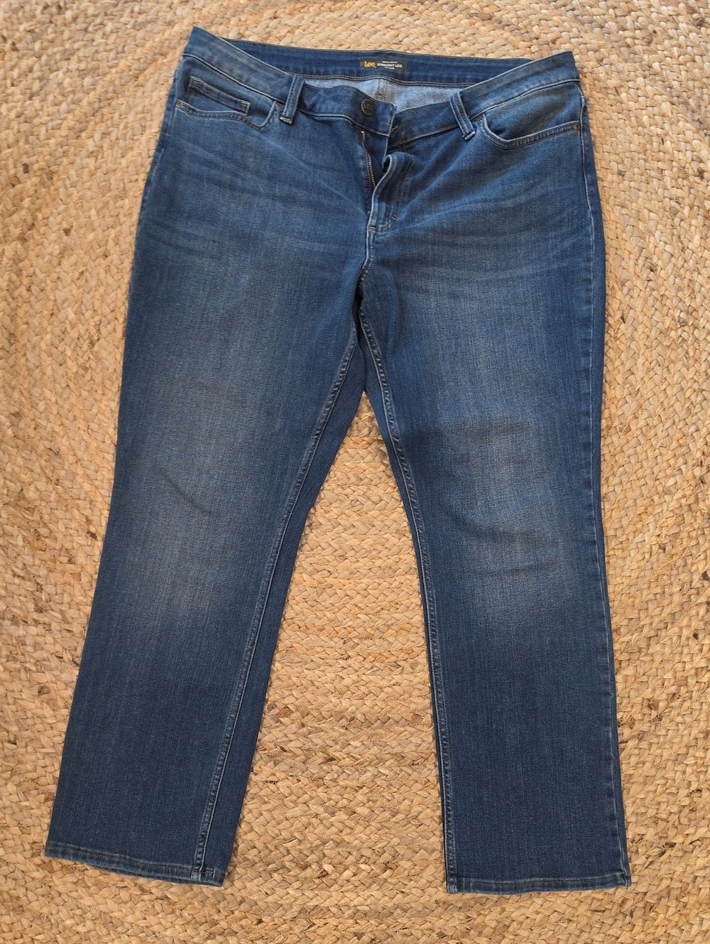 Lee Women's Straight Leg Jeans in Dark Blue Wash